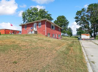 265 Burlington Ave, Martensdale, IA 50160