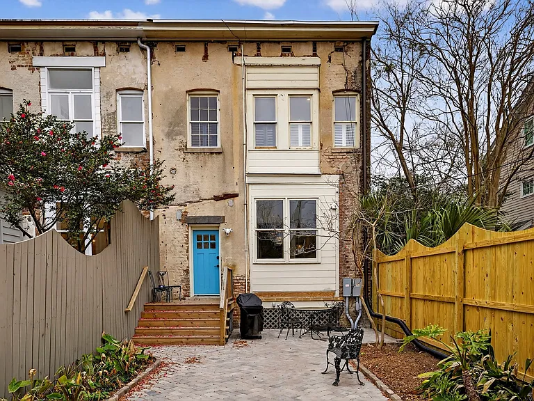 313 W Bolton St — Photo 6