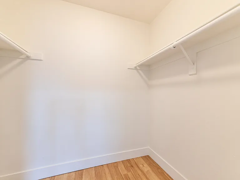 1138 S Grand View St #306 — Photo 12