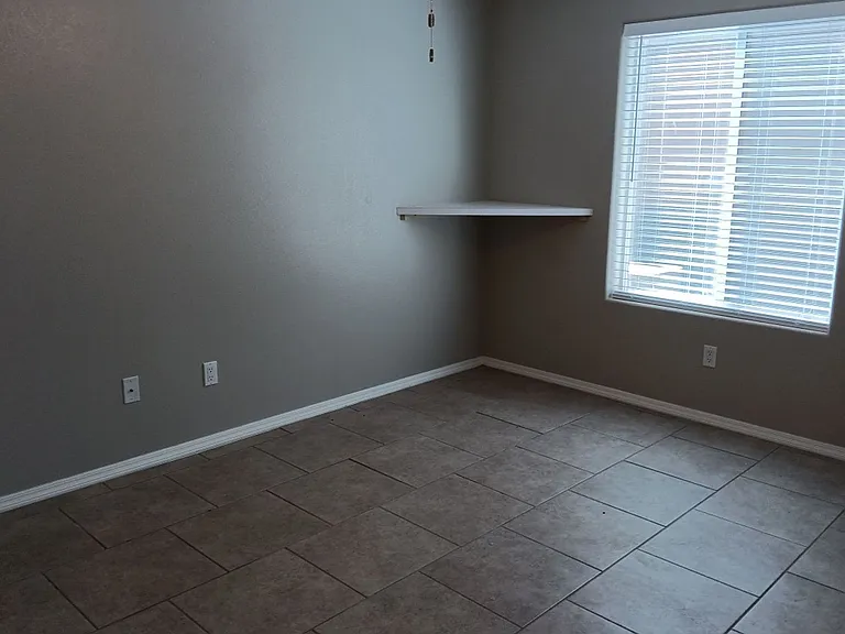 6523 Avenida Madrid NW — Photo 12
