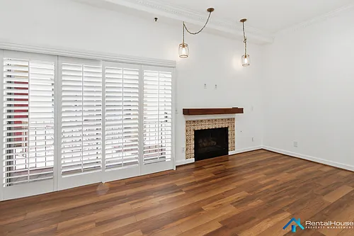 4139 Cahuenga Blvd #102 Photo 1