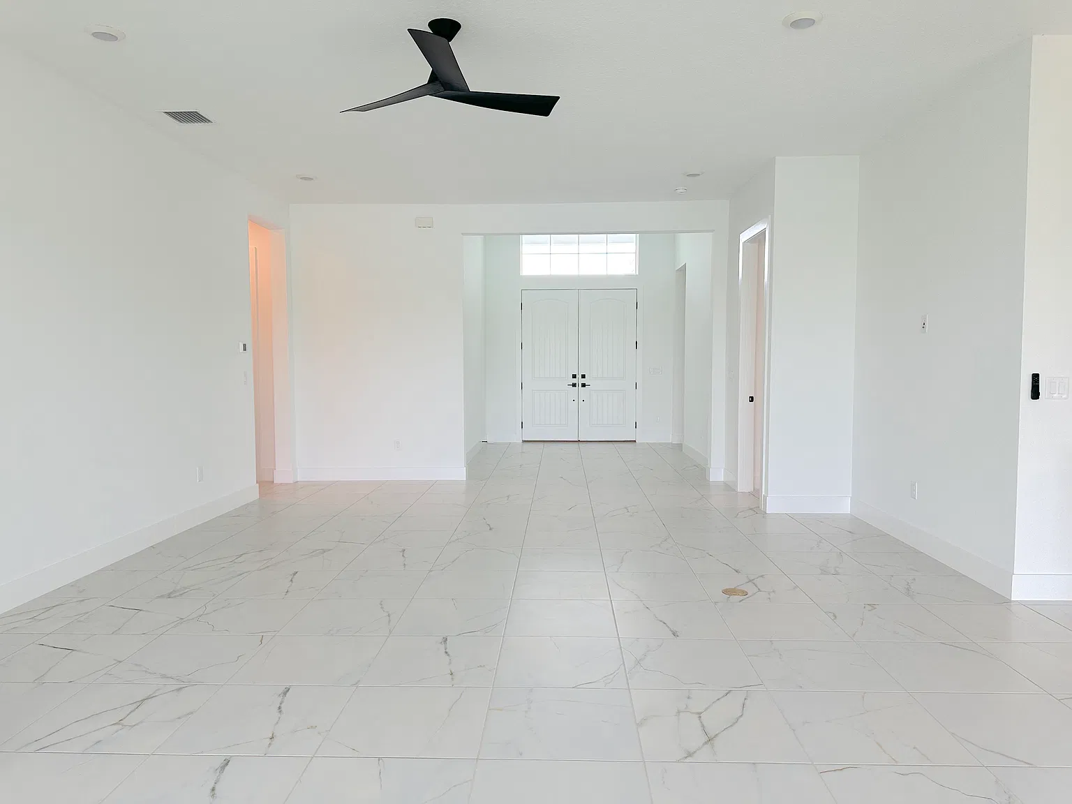 4 bed, 2762 sqft, $3,800 — Photo 3