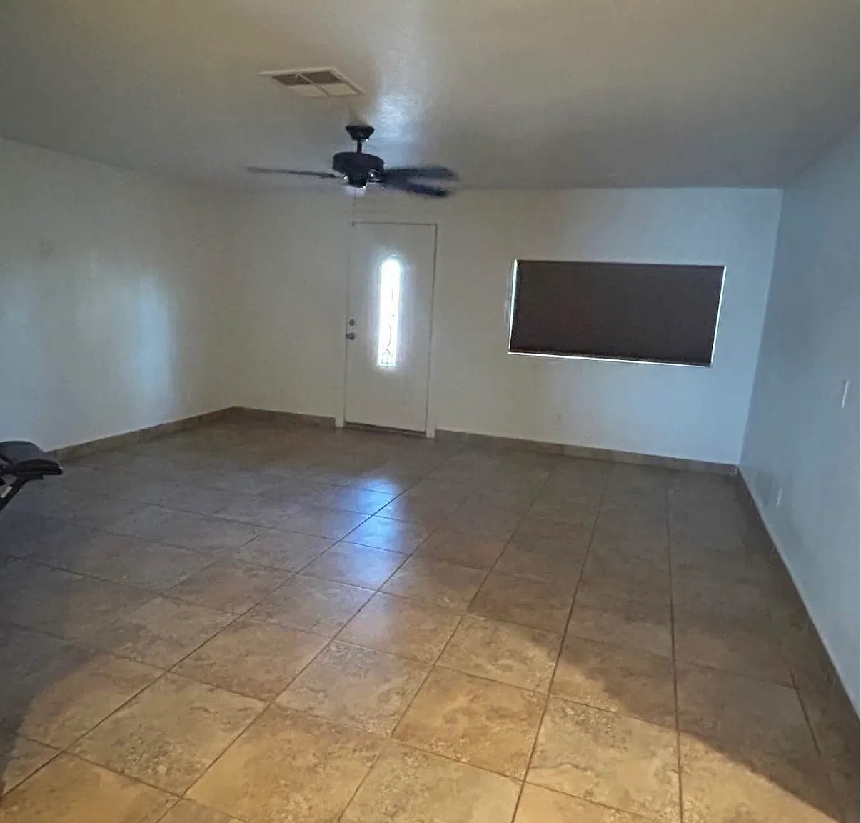 3 bed, 1600 sqft, $2,000 — Photo 2