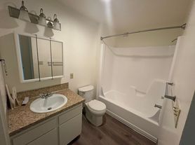 Jamestowne Plaza Apartments