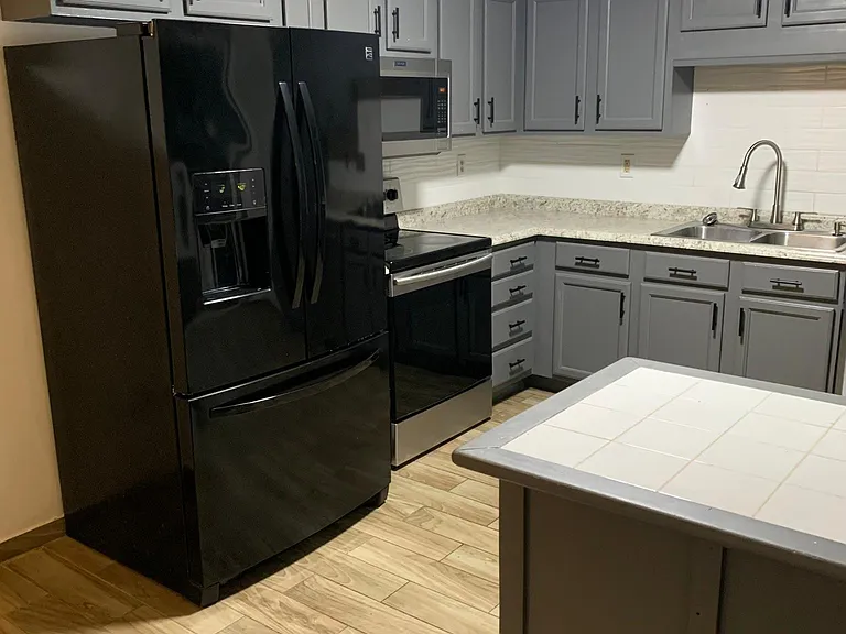 775 Harris St NW — Photo 9