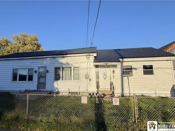 9716 McKinstry Rd, Machias, NY 14101