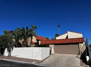 5140 Tennis Court St E, Las Vegas, NV 89120