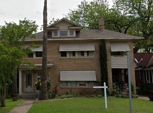 1028 N Beckley Ave, Dallas, TX 75203