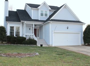 312 Estate Dr, Apex, NC 27502
