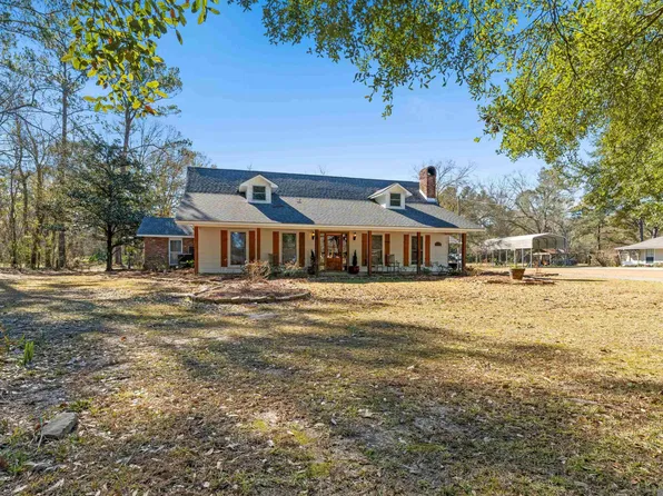12944 Pleasant Ridge Dr, Walker, LA 70785