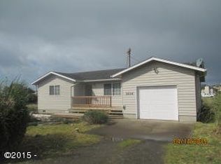 1606 NW Parker Ave, Waldport, OR 97394