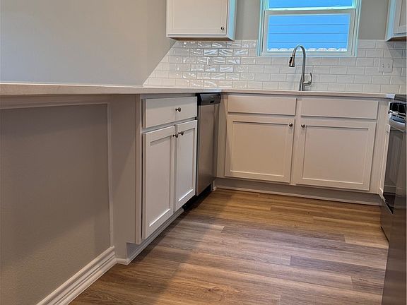 4th image of 3025 Sabinas St