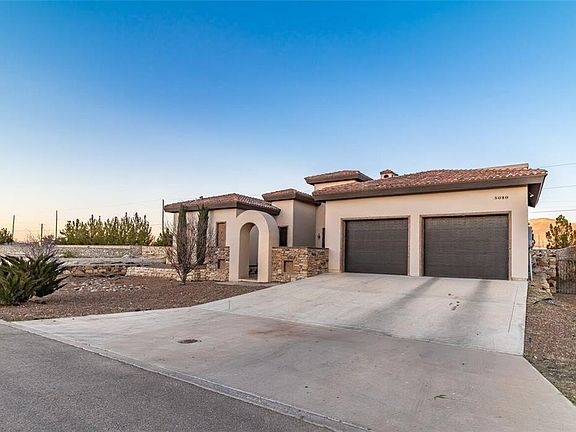2nd image of 5020 Jardines Pl