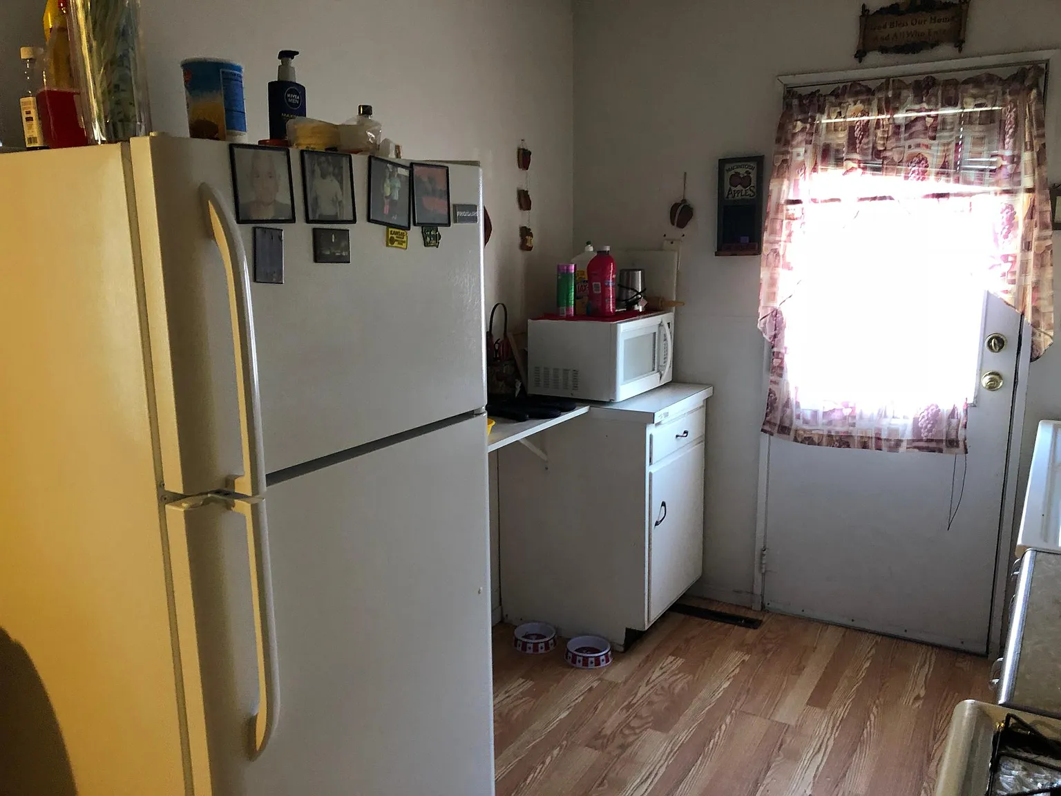 3 bed, 944 sqft, $795 — Photo 3