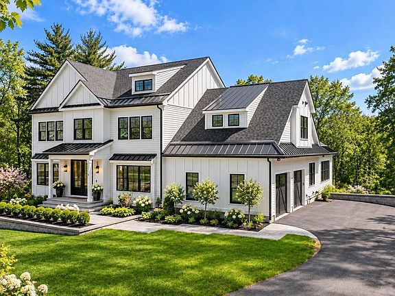 4th image of 15 Spring Hill Farm Rd