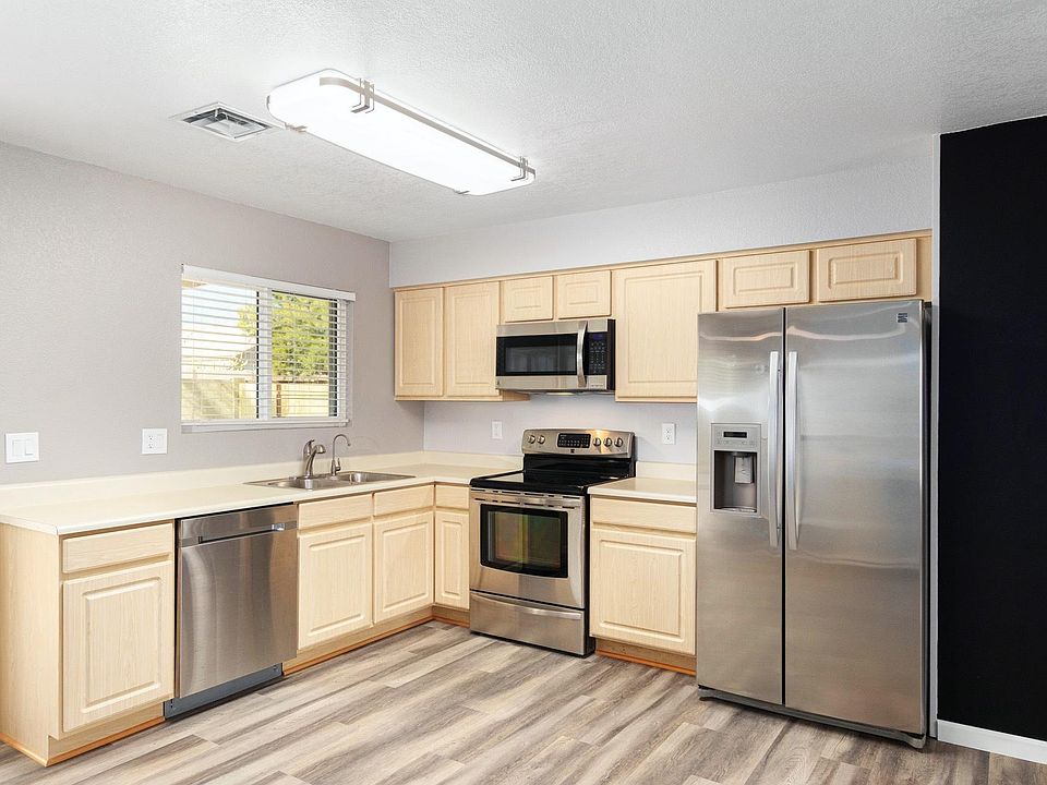 1st image of 644 N Beck Ave