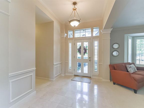 4th image of 15502 Wildwood Run