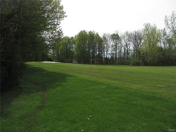 5th image of 822 Fairway Cir