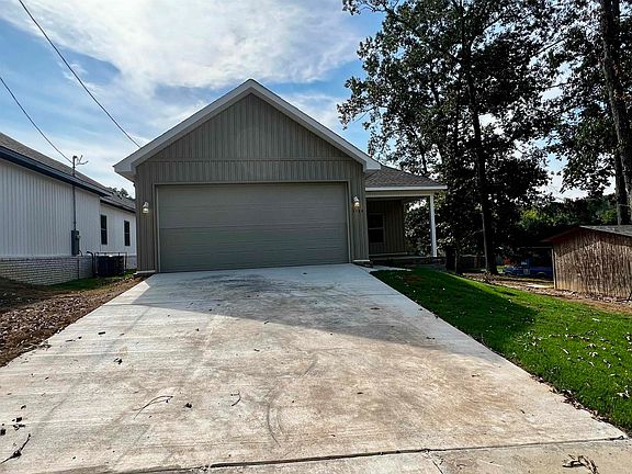 2nd image of 3710 Zion St
