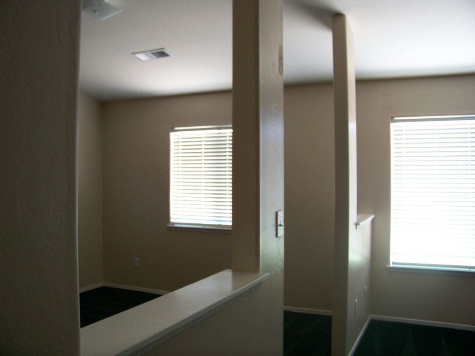 Extra room/office