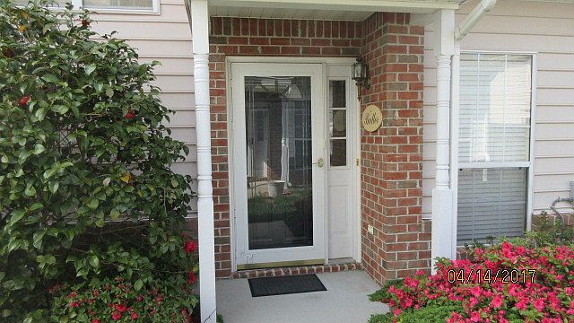1st image of 228 Belmont Cir