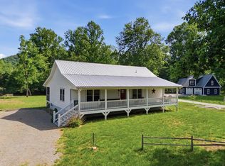 87 Laughing Waters Ln, Hayesville, NC 28904