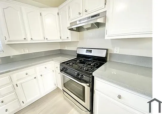 316 W 108th St #3 — Photo 1