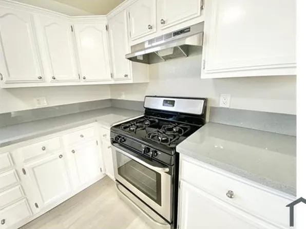 316 W 108th St APT 3, Los Angeles, CA 90061