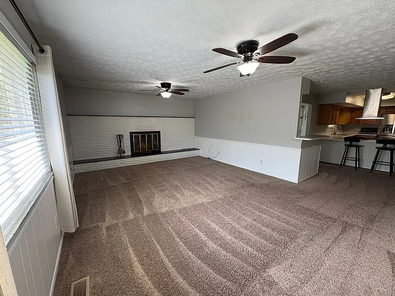 2087 Granada Dr — Photo 31