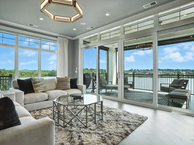 1024 Club View Dr #C202, Gallatin, TN, 37066