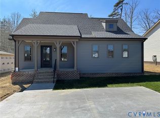 211 Zion Dr, Farmville, VA 23901
