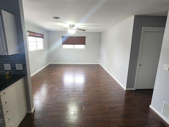 2nd image of 4219 Mesa Cir