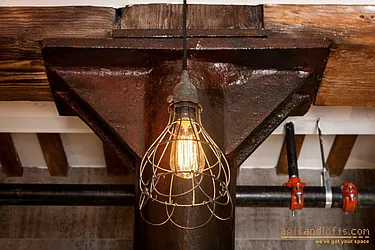 Rented by aptsandlofts.com