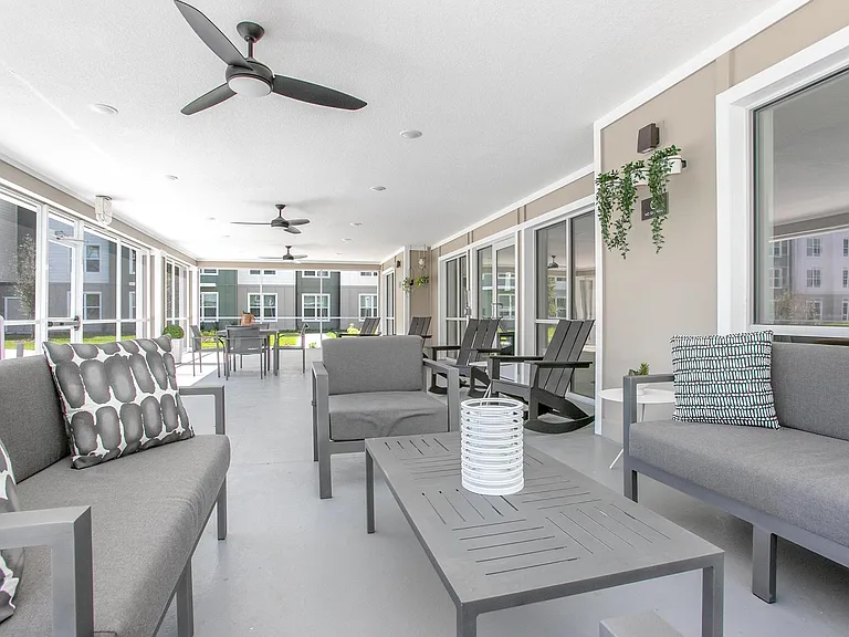Fern Grove Apartments — Photo 16