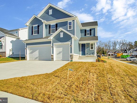 3rd image of 23408 Lindsay Dr
