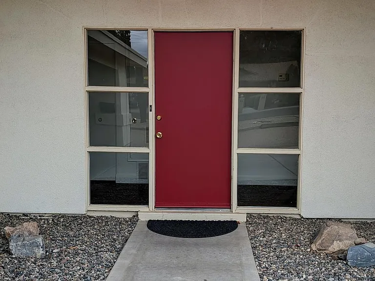 3944 E Desert Cove Ave — Photo 2