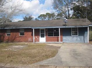 133 Woodland Cres, Ocean Springs, MS 39564