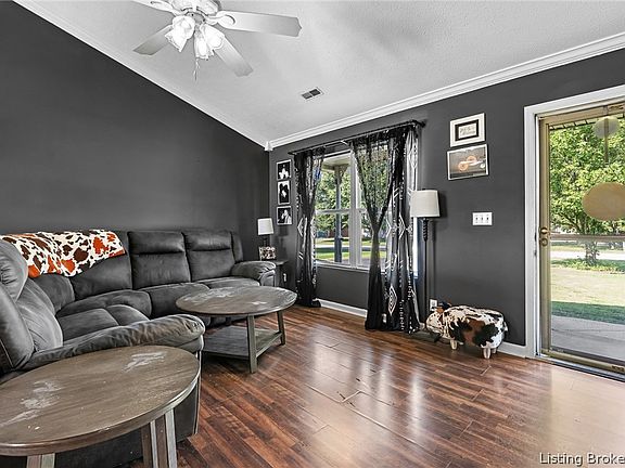 5th image of 335 Linden Drive
