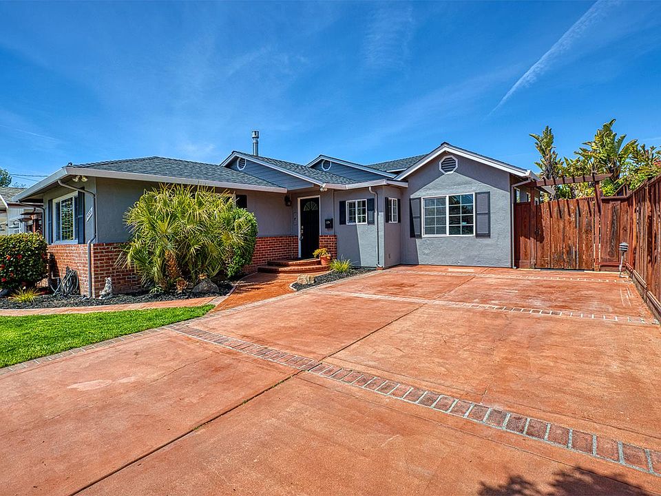 4335 Nova Dr Santa Cruz CA 95062 Zillow