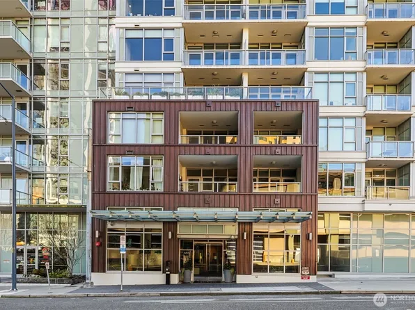 583 Battery Street #715N, Seattle, WA 98121