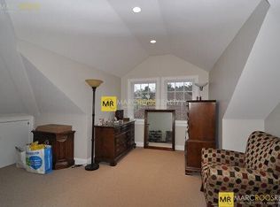 25 Crosby Rd #3, Chestnut Hill, MA 02467