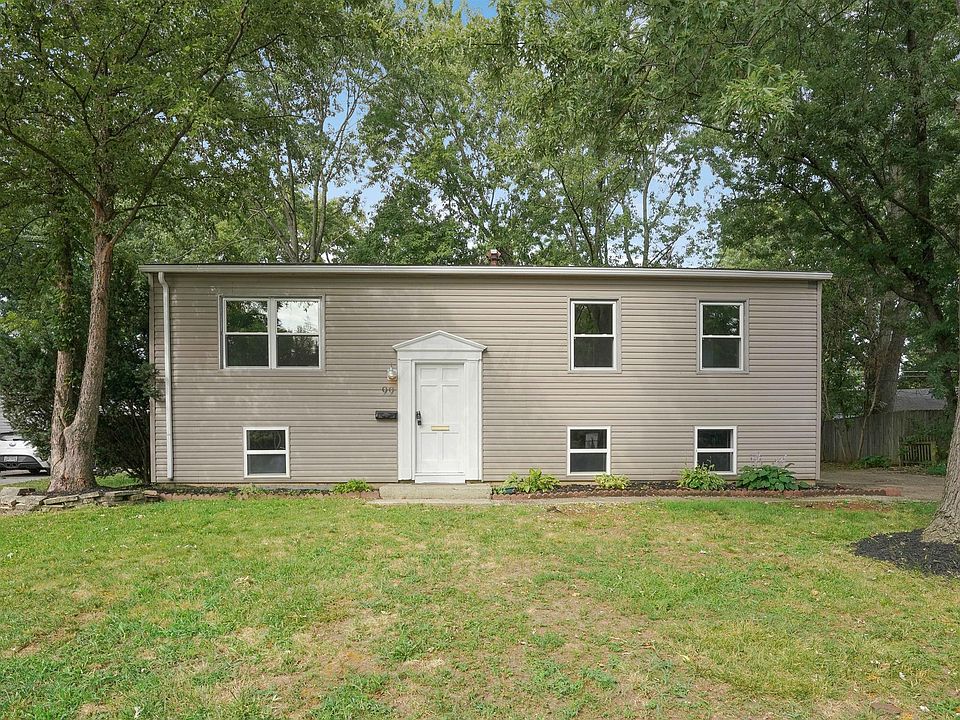 1st image of 99 Crown Hill Ct