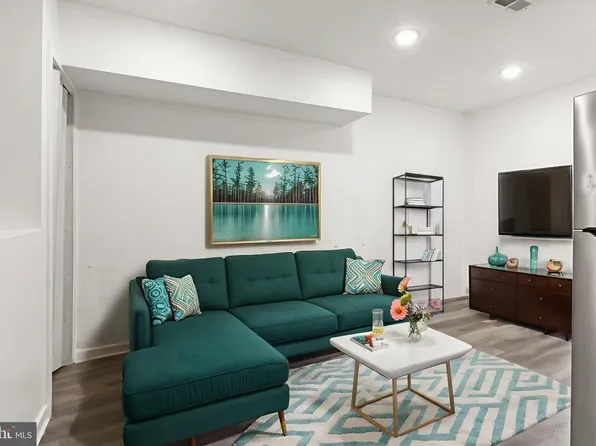 2550 Kensington Ave Floor 3, Philadelphia, PA 19125