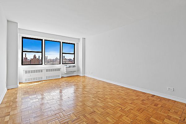 1st image of 200 E 15th St APT 17B