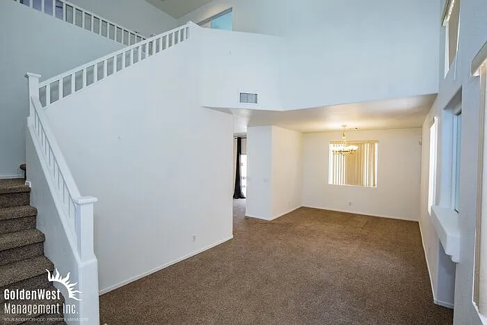 9480 Descending Creek St — Photo 3