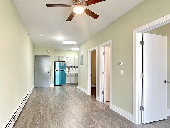 4th image of 7823 16th Ave #2R