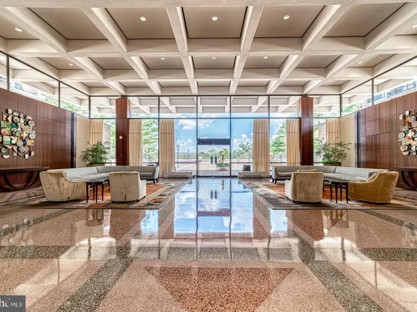 3701 S George Mason Dr Unit 315N, Falls Church, VA 22041