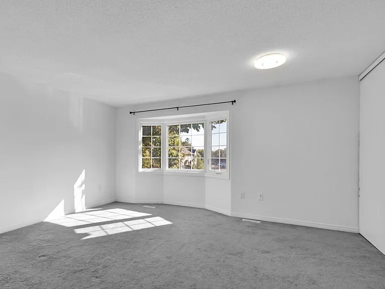 50 Chapman Ct #14 — Photo 20