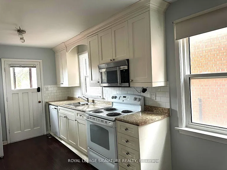 13 Wesley St #3 — Photo 6