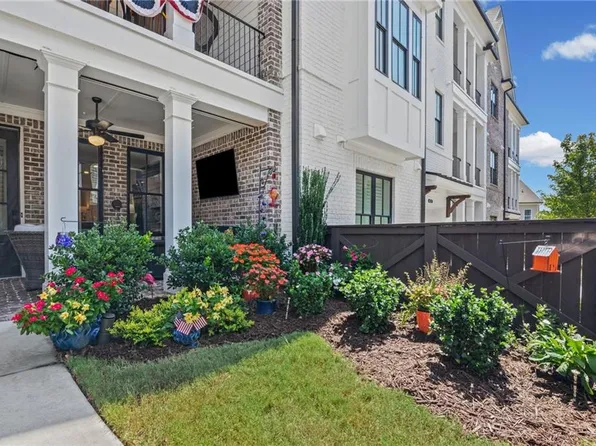 4025 Andalusia Ave, Peachtree Corners, GA 30092